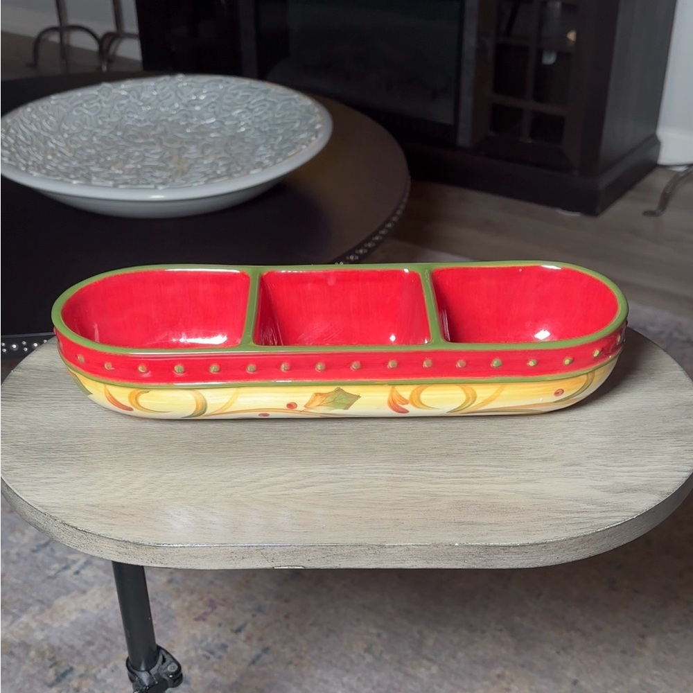 DEMDACO Crimson Berries Three Section Serving Tray  14”